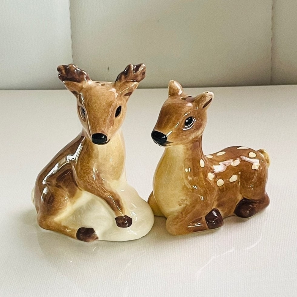 Vintage Porcelain Elk Couple Salt Pepper Shaker Set 3.7 Hand Painted Collectible